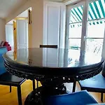 Otel Chiado *