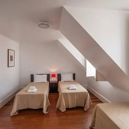 Chiado Hotel *